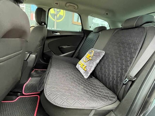 Черный Опель Астра, объемом двигателя 1.7 л и пробегом 285 тыс. км за 8700 $, фото 14 на Automoto.ua