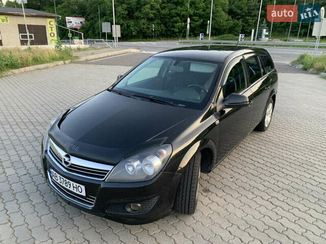 Черный Опель Астра, объемом двигателя 1.6 л и пробегом 230 тыс. км за 6000 $, фото 13 на Automoto.ua