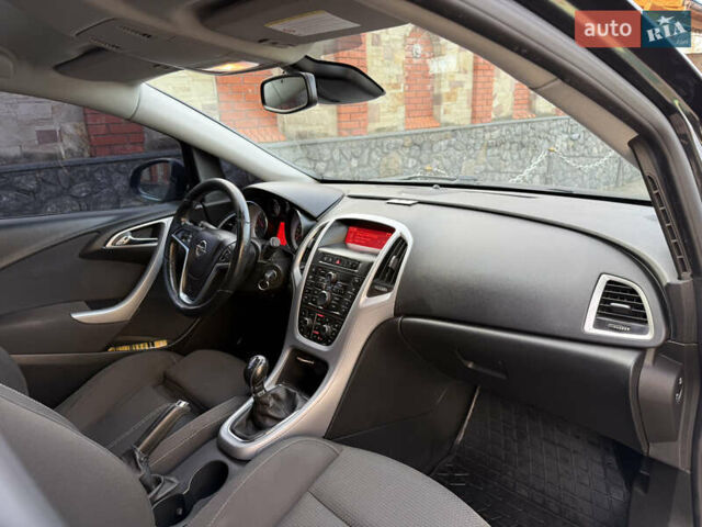 Черный Опель Астра, объемом двигателя 1.7 л и пробегом 258 тыс. км за 6999 $, фото 86 на Automoto.ua