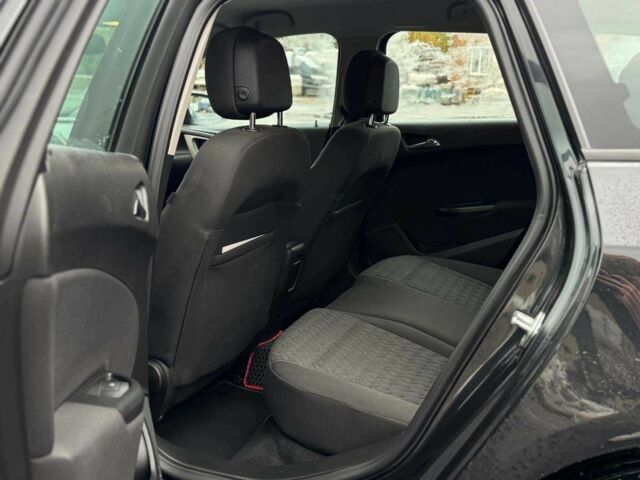 Черный Опель Астра, объемом двигателя 1.4 л и пробегом 211 тыс. км за 6940 $, фото 20 на Automoto.ua