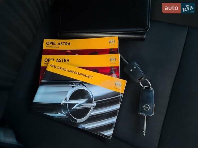 Чорний Опель Астра, об'ємом двигуна 1.7 л та пробігом 202 тис. км за 7700 $, фото 53 на Automoto.ua