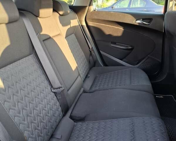 Черный Опель Астра, объемом двигателя 1.4 л и пробегом 236 тыс. км за 8200 $, фото 11 на Automoto.ua