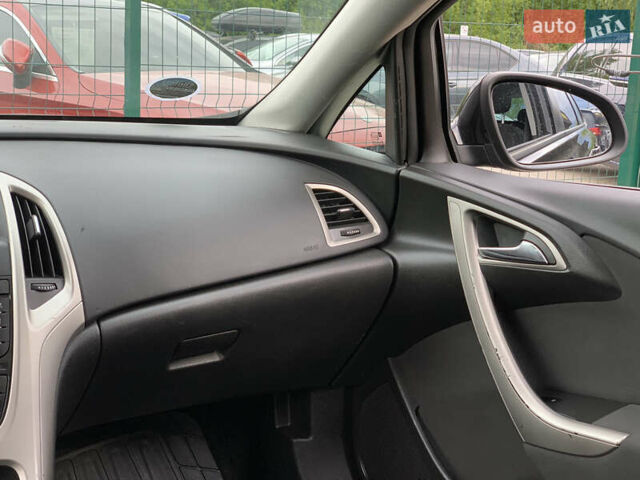 Черный Опель Астра, объемом двигателя 1.7 л и пробегом 234 тыс. км за 8599 $, фото 47 на Automoto.ua