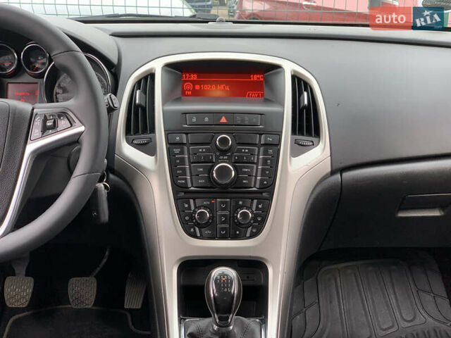 Черный Опель Астра, объемом двигателя 1.7 л и пробегом 234 тыс. км за 8599 $, фото 46 на Automoto.ua