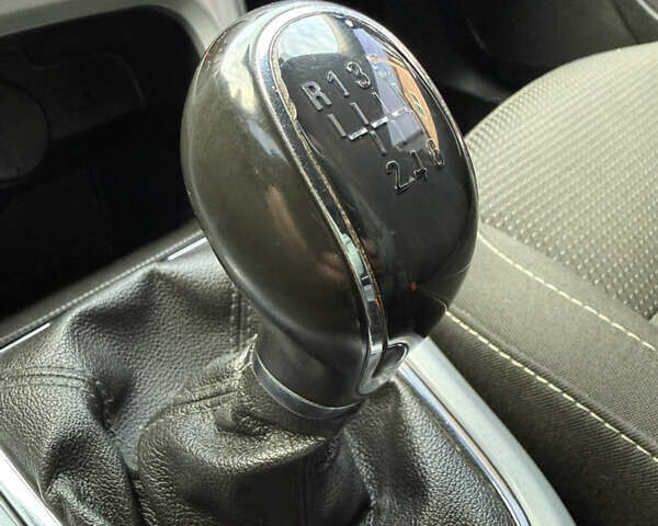 Черный Опель Астра, объемом двигателя 1.7 л и пробегом 258 тыс. км за 6999 $, фото 37 на Automoto.ua