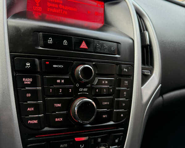 Черный Опель Астра, объемом двигателя 1.7 л и пробегом 258 тыс. км за 6999 $, фото 41 на Automoto.ua