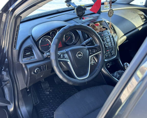 Чорний Опель Астра, об'ємом двигуна 1.69 л та пробігом 255 тис. км за 7199 $, фото 18 на Automoto.ua