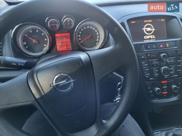 Чорний Опель Астра, об'ємом двигуна 1.69 л та пробігом 225 тис. км за 7800 $, фото 26 на Automoto.ua