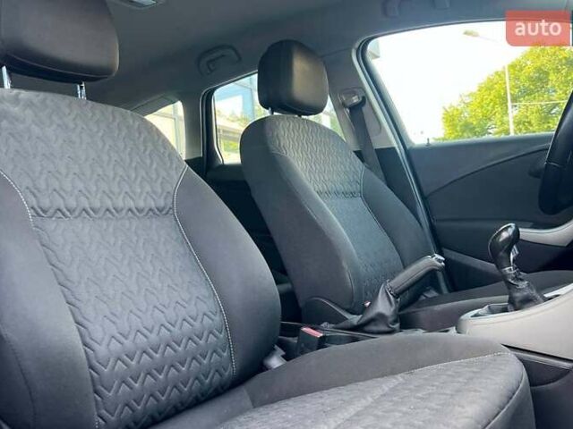 Чорний Опель Астра, об'ємом двигуна 1.69 л та пробігом 216 тис. км за 7800 $, фото 17 на Automoto.ua