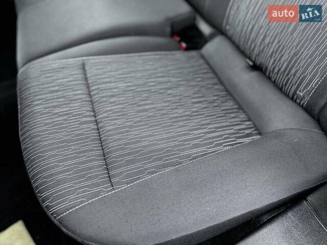 Черный Опель Астра, объемом двигателя 1.4 л и пробегом 158 тыс. км за 7400 $, фото 37 на Automoto.ua