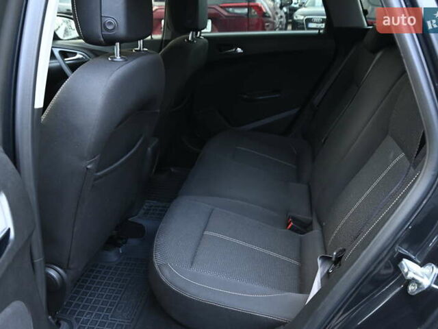 Чорний Опель Астра, об'ємом двигуна 1.96 л та пробігом 238 тис. км за 8400 $, фото 23 на Automoto.ua