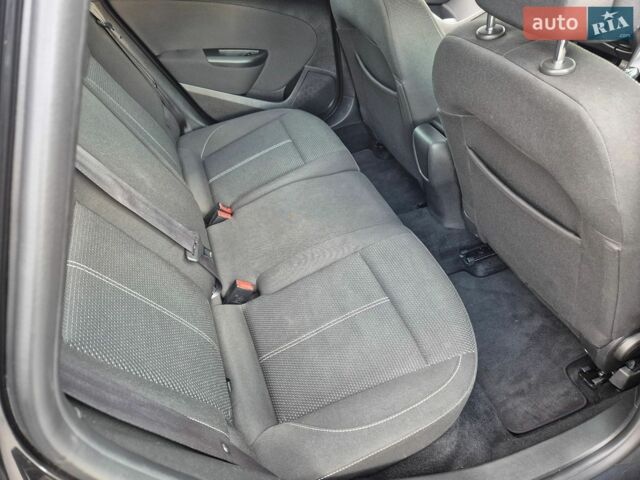 Черный Опель Астра, объемом двигателя 1.6 л и пробегом 230 тыс. км за 8500 $, фото 21 на Automoto.ua