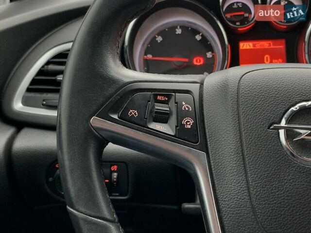 Черный Опель Астра, объемом двигателя 1.7 л и пробегом 326 тыс. км за 8655 $, фото 44 на Automoto.ua