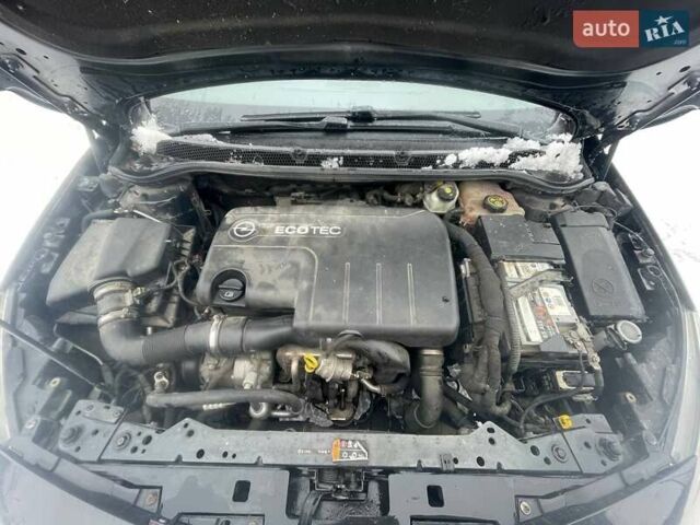 Черный Опель Астра, объемом двигателя 1.7 л и пробегом 273 тыс. км за 7200 $, фото 10 на Automoto.ua