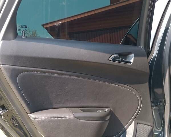 Черный Опель Астра, объемом двигателя 1.6 л и пробегом 163 тыс. км за 9800 $, фото 30 на Automoto.ua