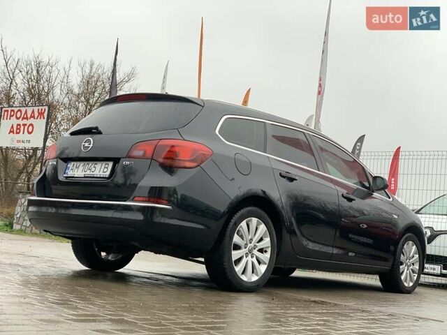 Черный Опель Астра, объемом двигателя 1.7 л и пробегом 326 тыс. км за 8655 $, фото 13 на Automoto.ua