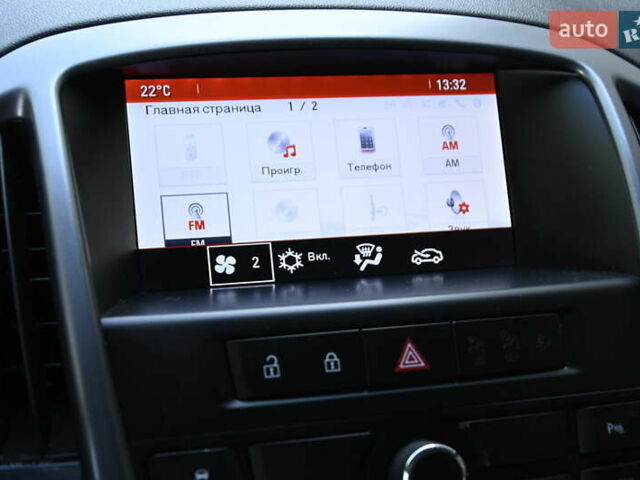 Опель Астра 2014 у Бердичеве на Automoto.ua Чорний Опель Астра, об'ємом двигуна 1.96 л та пробігом 238 тис. км за 8700 $, фото 17 на Automoto.ua