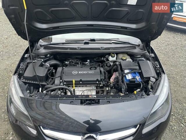 Черный Опель Астра, объемом двигателя 1.5 л и пробегом 197 тыс. км за 9400 $, фото 46 на Automoto.ua