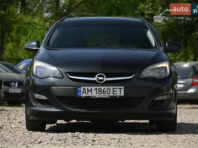 Опель Астра 2014 у Бердичеве на Automoto.ua Чорний Опель Астра, об'ємом двигуна 1.96 л та пробігом 238 тис. км за 8700 $, фото 3 на Automoto.ua