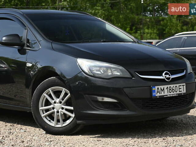 Опель Астра 2014 у Бердичеве на Automoto.ua Чорний Опель Астра, об'ємом двигуна 1.96 л та пробігом 238 тис. км за 8700 $, фото 2 на Automoto.ua
