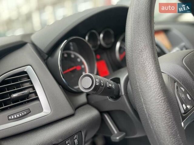 Черный Опель Астра, объемом двигателя 1.5 л и пробегом 197 тыс. км за 9400 $, фото 31 на Automoto.ua