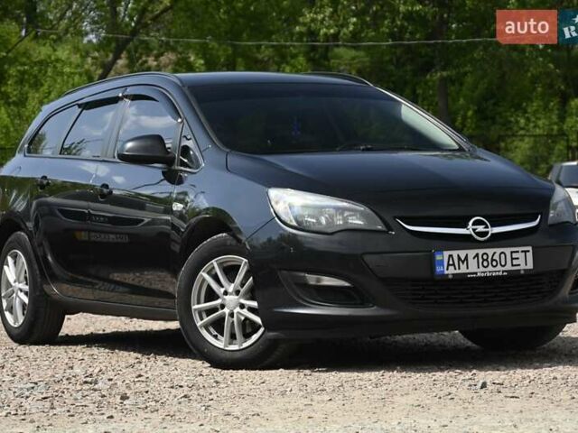 Опель Астра 2014 у Бердичеве на Automoto.ua Чорний Опель Астра, об'ємом двигуна 1.96 л та пробігом 238 тис. км за 8700 $, фото 1 на Automoto.ua