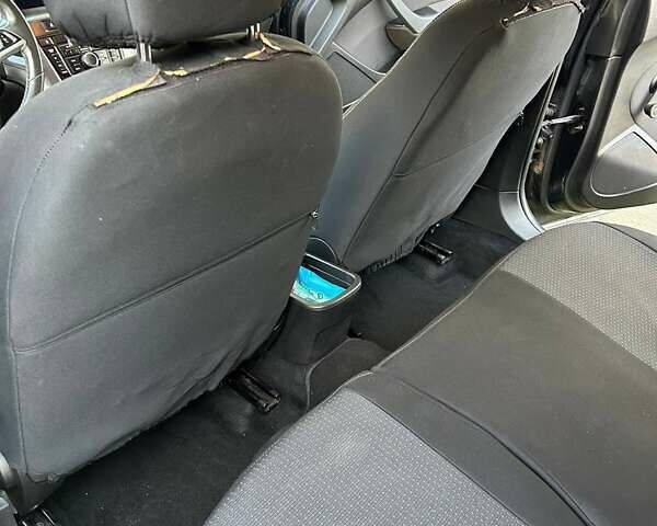 Чорний Опель Астра, об'ємом двигуна 1.7 л та пробігом 252 тис. км за 8000 $, фото 20 на Automoto.ua