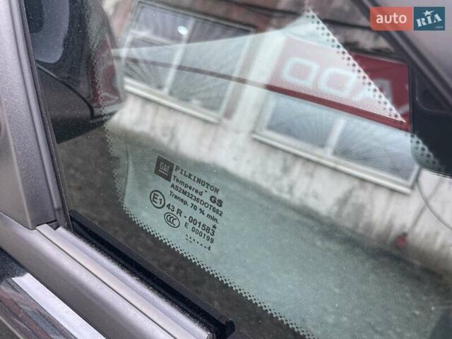 Черный Опель Астра, объемом двигателя 1.5 л и пробегом 197 тыс. км за 9400 $, фото 64 на Automoto.ua