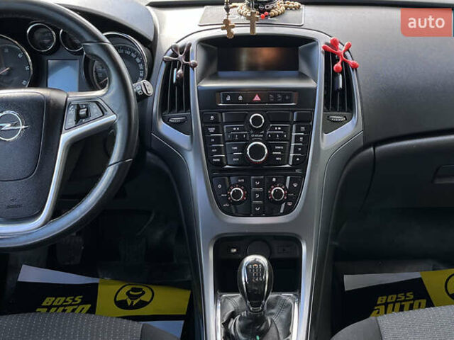 Чорний Опель Астра, об'ємом двигуна 1.7 л та пробігом 257 тис. км за 8500 $, фото 11 на Automoto.ua