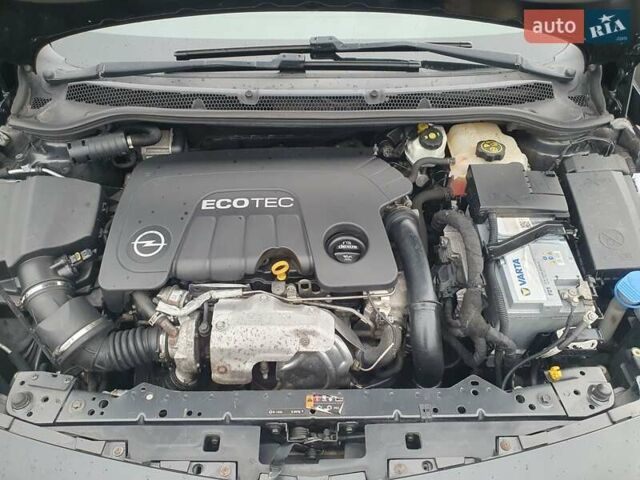 Черный Опель Астра, объемом двигателя 1.6 л и пробегом 251 тыс. км за 7600 $, фото 23 на Automoto.ua