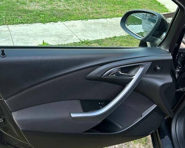 Чорний Опель Астра, об'ємом двигуна 1.7 л та пробігом 252 тис. км за 8000 $, фото 19 на Automoto.ua