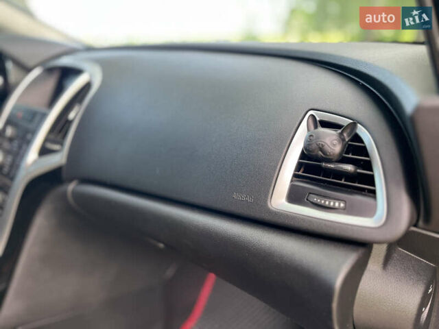 Черный Опель Астра, объемом двигателя 1.69 л и пробегом 254 тыс. км за 7600 $, фото 50 на Automoto.ua