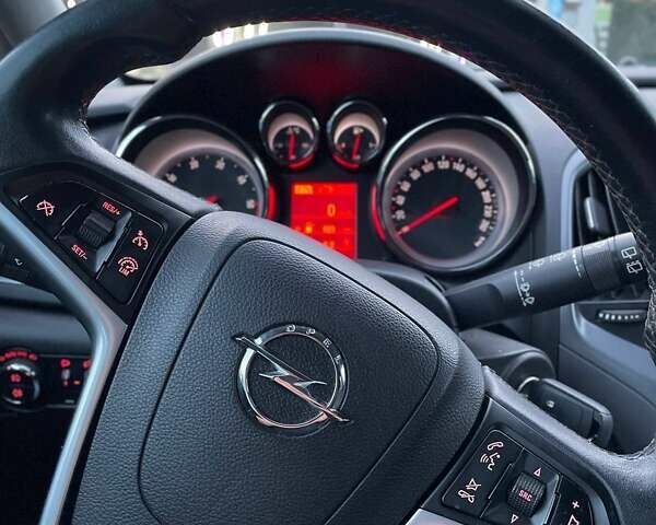 Черный Опель Астра, объемом двигателя 1.6 л и пробегом 234 тыс. км за 7800 $, фото 29 на Automoto.ua