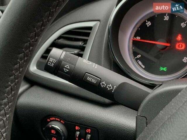 Черный Опель Астра, объемом двигателя 1.7 л и пробегом 326 тыс. км за 8655 $, фото 46 на Automoto.ua