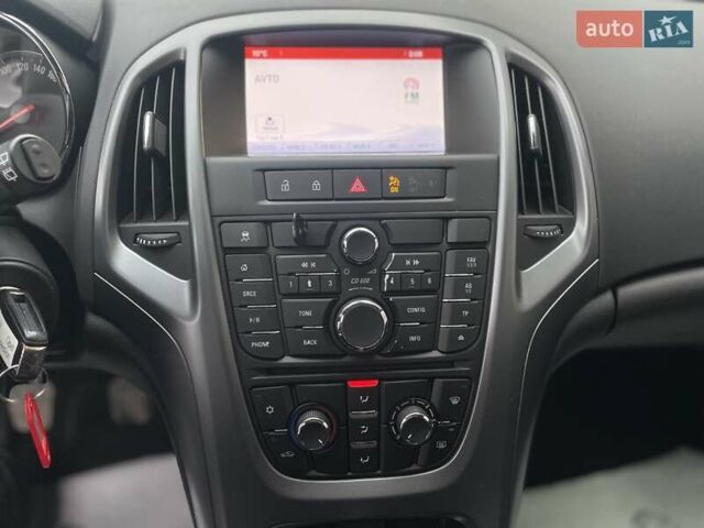 Черный Опель Астра, объемом двигателя 1.5 л и пробегом 197 тыс. км за 9400 $, фото 29 на Automoto.ua