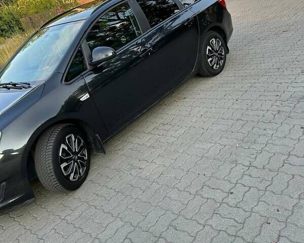 Чорний Опель Астра, об'ємом двигуна 1.7 л та пробігом 252 тис. км за 8000 $, фото 7 на Automoto.ua