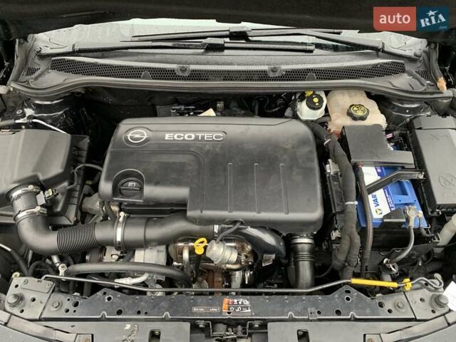 Черный Опель Астра, объемом двигателя 1.7 л и пробегом 326 тыс. км за 8655 $, фото 57 на Automoto.ua