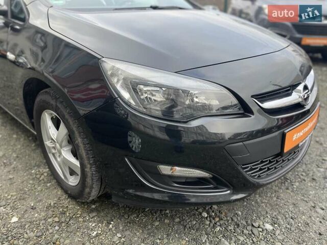 Черный Опель Астра, объемом двигателя 1.5 л и пробегом 197 тыс. км за 9400 $, фото 12 на Automoto.ua