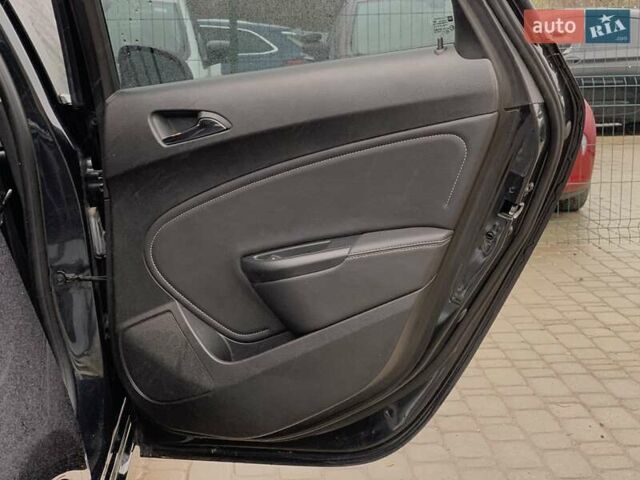 Черный Опель Астра, объемом двигателя 1.7 л и пробегом 326 тыс. км за 8655 $, фото 29 на Automoto.ua