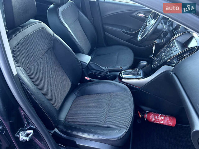 Черный Опель Астра, объемом двигателя 1.6 л и пробегом 192 тыс. км за 9199 $, фото 50 на Automoto.ua