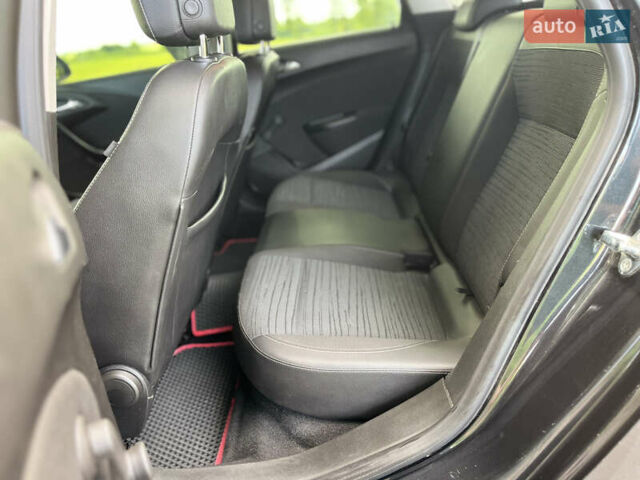 Черный Опель Астра, объемом двигателя 1.69 л и пробегом 254 тыс. км за 7600 $, фото 33 на Automoto.ua