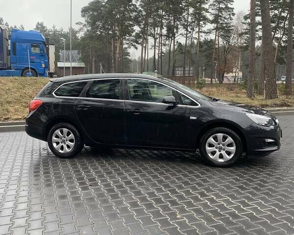 Черный Опель Астра, объемом двигателя 1.6 л и пробегом 280 тыс. км за 7000 $, фото 1 на Automoto.ua