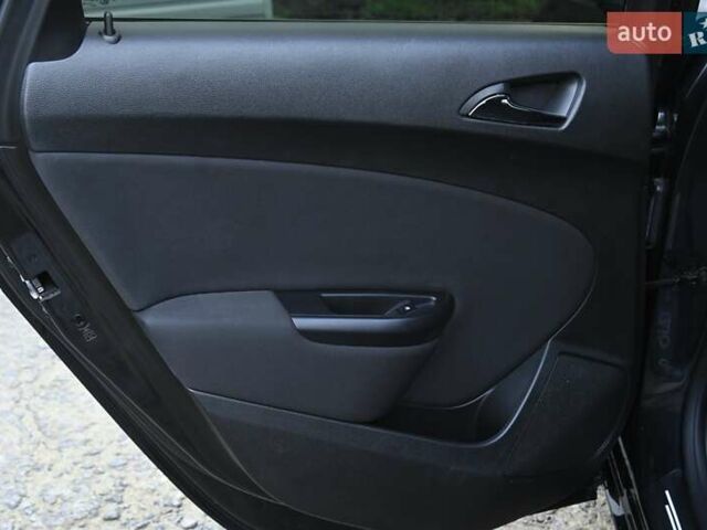 Чорний Опель Астра, об'ємом двигуна 1.96 л та пробігом 238 тис. км за 8400 $, фото 22 на Automoto.ua