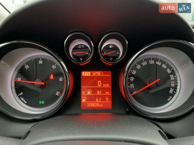 Черный Опель Астра, объемом двигателя 1.7 л и пробегом 326 тыс. км за 8655 $, фото 48 на Automoto.ua