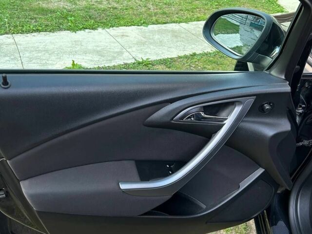 Чорний Опель Астра, об'ємом двигуна 1.7 л та пробігом 258 тис. км за 7300 $, фото 3 на Automoto.ua