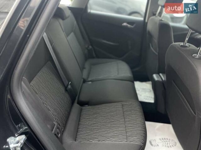 Черный Опель Астра, объемом двигателя 1.5 л и пробегом 197 тыс. км за 9400 $, фото 41 на Automoto.ua