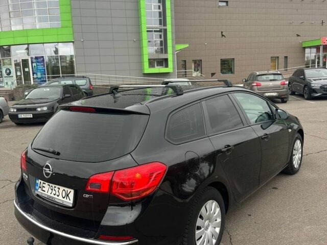 Черный Опель Астра, объемом двигателя 1.6 л и пробегом 210 тыс. км за 7197 $, фото 5 на Automoto.ua