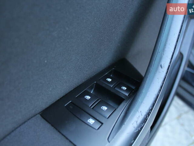 Чорний Опель Астра, об'ємом двигуна 1.6 л та пробігом 205 тис. км за 8390 $, фото 57 на Automoto.ua