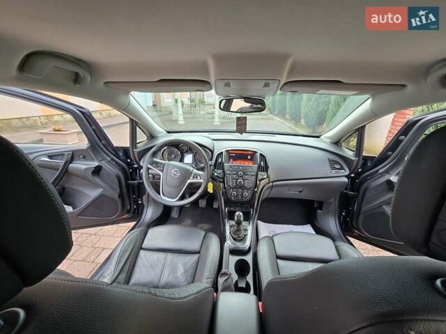 Черный Опель Астра, объемом двигателя 1.6 л и пробегом 183 тыс. км за 8850 $, фото 56 на Automoto.ua