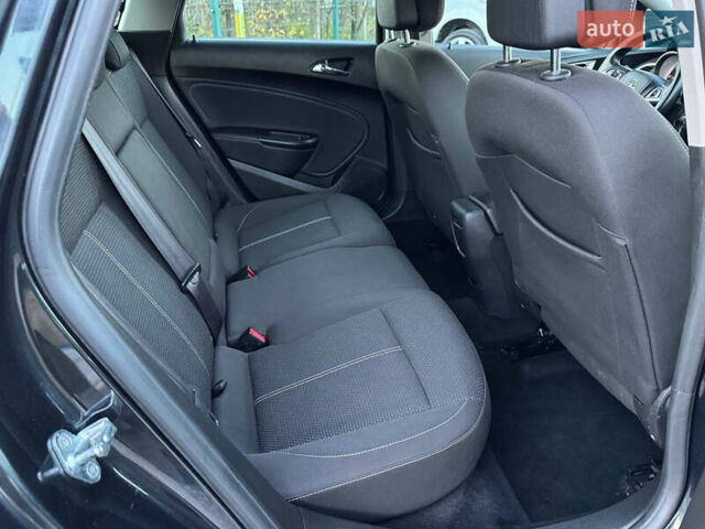 Опель Астра 2015 у Дрогобичі на Automoto.ua Чорний Опель Астра, об'ємом двигуна 1.6 л та пробігом 196 тис. км за 8550 $, фото 66 на Automoto.ua